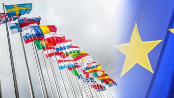 European-Union-Banner-533x300.2015