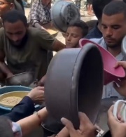 الاحتلال يكثف سياسة قصف المنازل وخيام النازحين على رؤوس ساكنيها ويمعن في جريمة الإبادة الجماعية في قطاع غزة