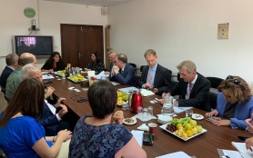 Palestinian Civil Society Meet with the German Minister of State at the German Federal Office