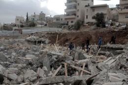 Palestinians in Jerusalem Subjected to House Demolitions