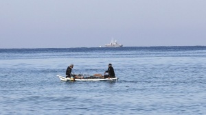 Israeli Forces Target Palestinian Fishermen in Gaza, Killing One