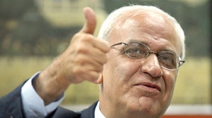 عريقات يهنئ فلسطين بانتخاب مدير "الحق" أمينا عاما للفيدرالية الدولية