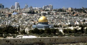 "الحق" تدين اعتراف الولايات المتحدة بالقدس المحتلة عاصمة لإسرائيل 