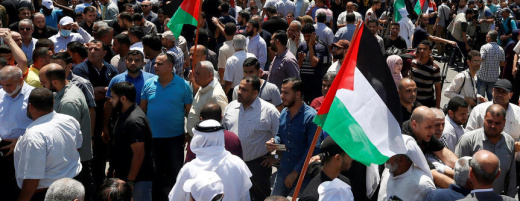 مؤسسة الحق تدعو إلى احترام حرية الرأي والتعبير في الضفة الغربية وقطاع غزة والافراج الفوري عن النشطاء والصحفيين المحتجزين