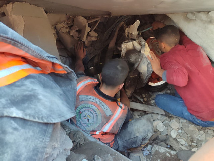 مع استمرار عدوانها لليوم الـ 58 على التوالي جرائم القتل الجماعي والتهجير القسري والدمير الواسع ما تزال مستمرة 